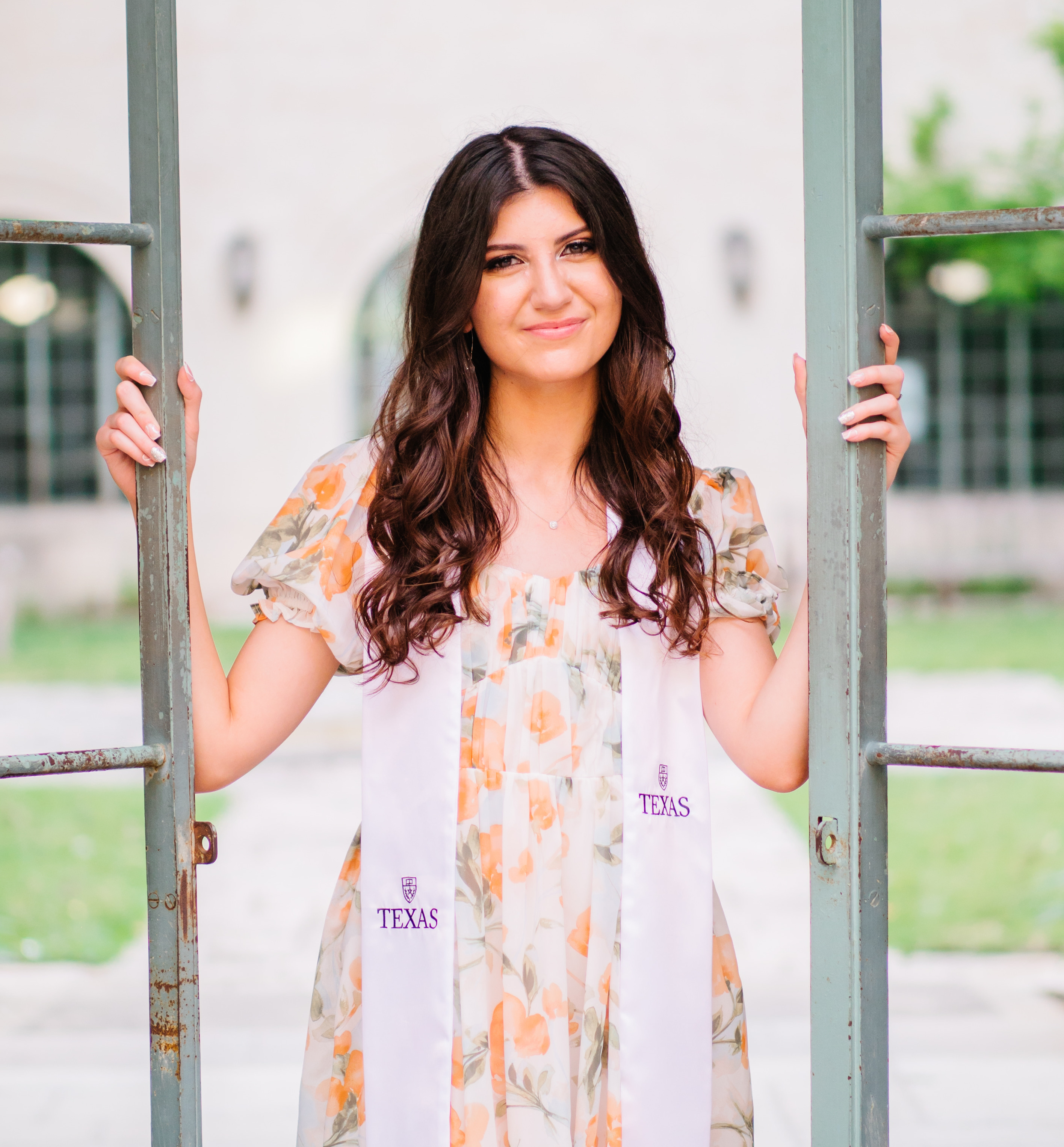 Headshot--Emma Gueorguieva